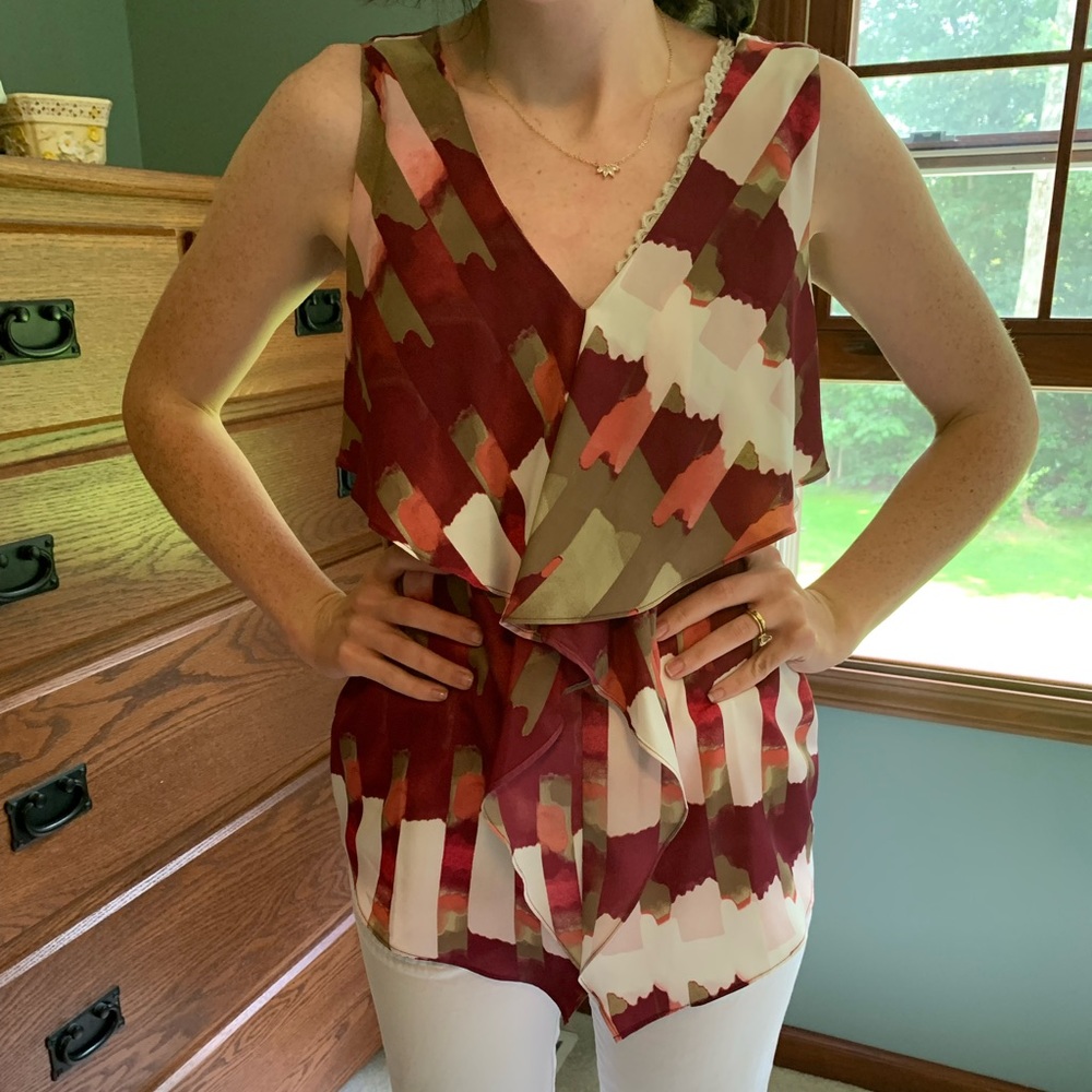 Ann Taylor women’s sleeveless top size 2